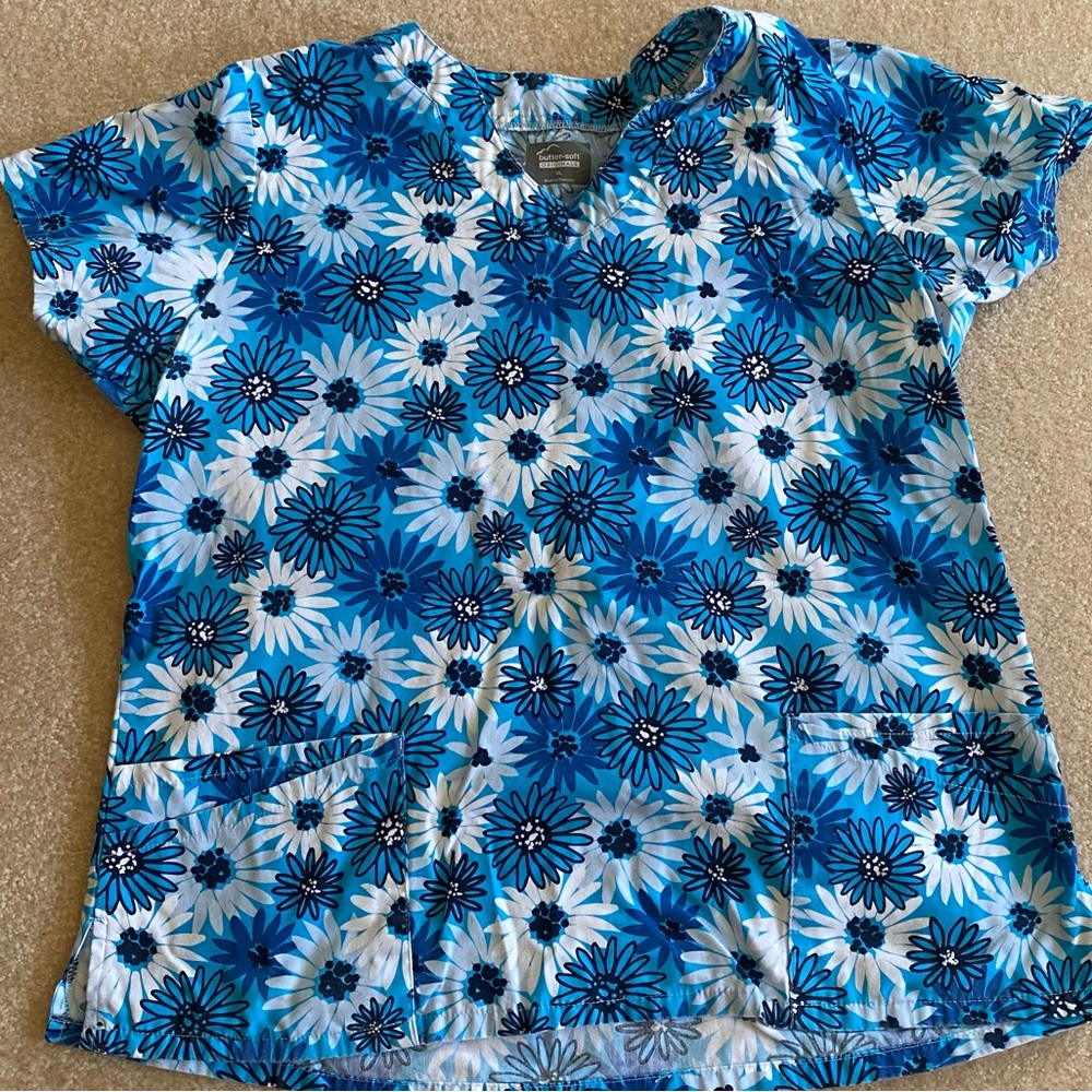 Scrub Top